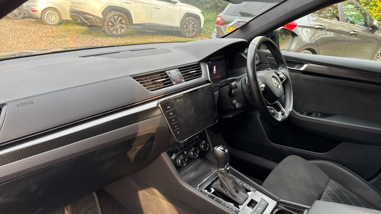 Skoda Superb 2.0 TDI CR 200 Sport Line Plus 5dr DSG Diesel Estate